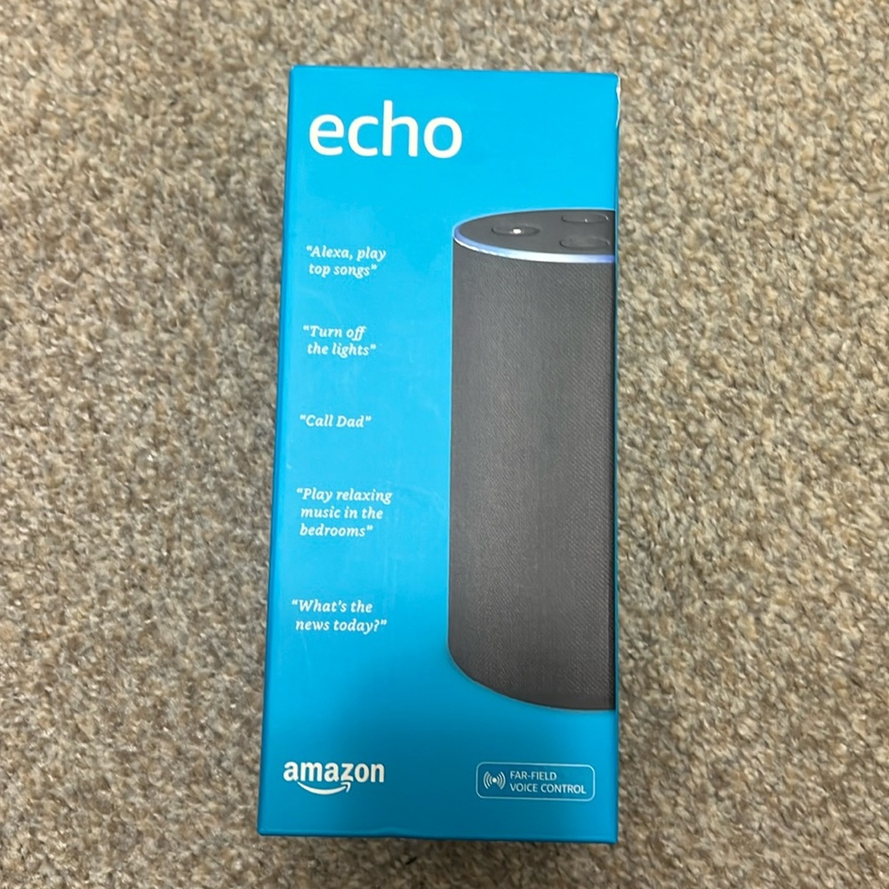 Echo Amazon NWT